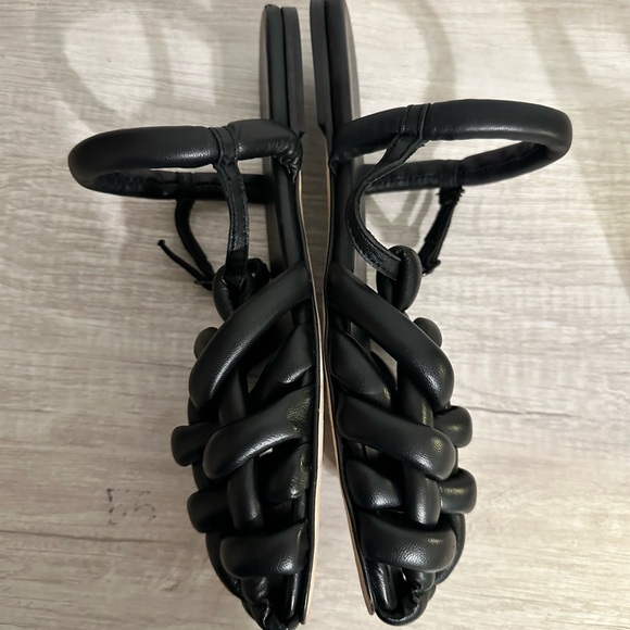 HEREU Women's Sandals - Picture 3 of 4